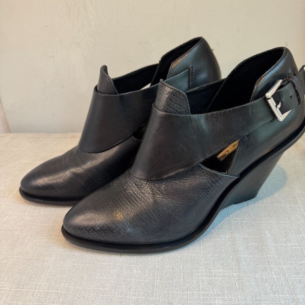 & Other Stories Women's Black Leather Heeled Booties Size 10.5 US / 41 EU